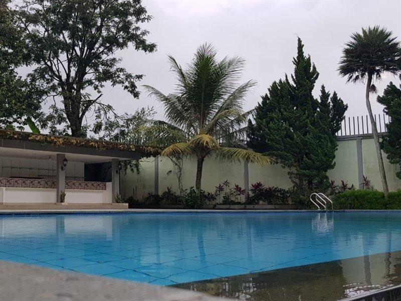 Hotel Nite & Day Mdc Puncak - Gadog Bogor Esterno foto